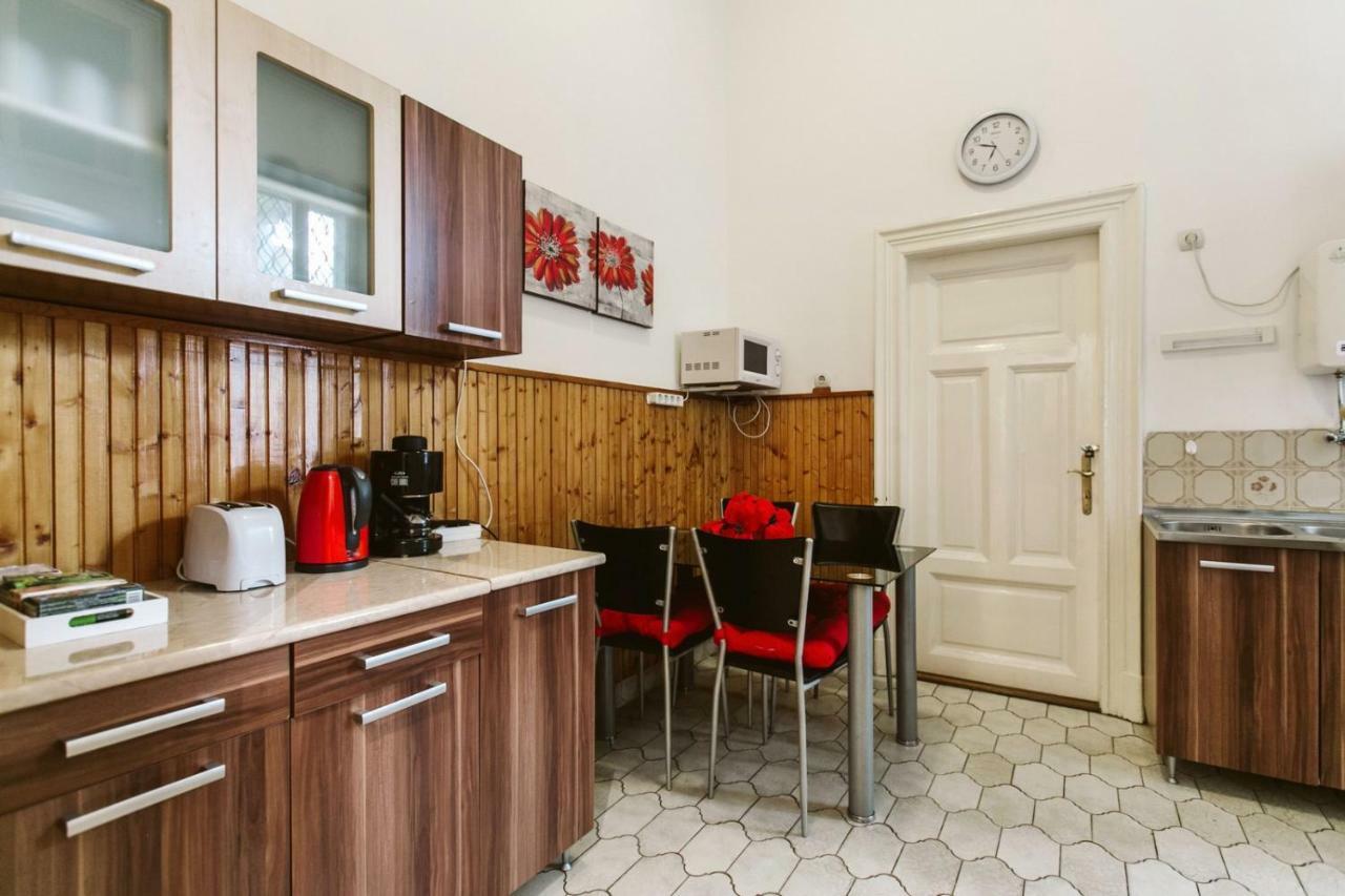 Chain Bridge Apartment Budapest Exterior foto